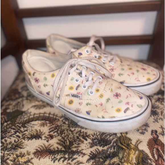 Vans Women’s Doheny Low Rise Canvas Sneakers, sz 6.5 - Picture 7 of 15